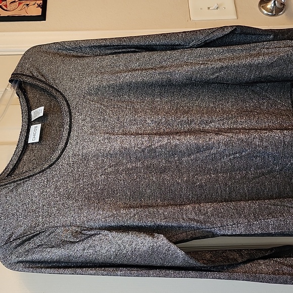 Chicos-Women's Metallic Silver Long Sleeve Shirt Size 2 - Picture 2 of 7